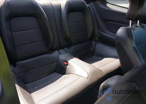 2022 Ford Mustang Gt Premium Fastback z USA, uszkodzony, nr VIN 1FA6P8CF4N5142081